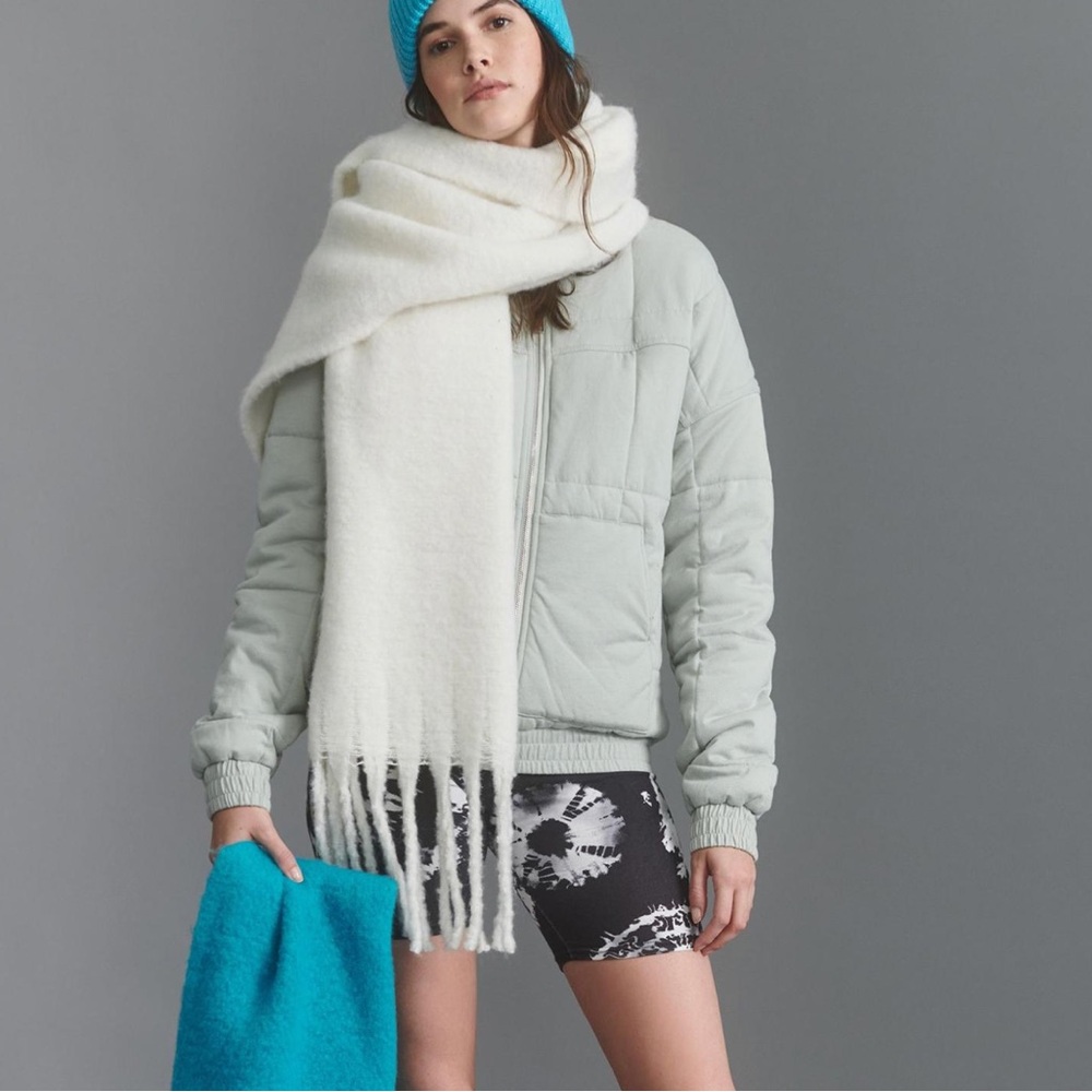 ANTHROPOLOGIE Cozy Oversized Scarf